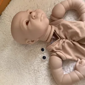 Kit de poupée Reborn 22 pouces non peint avec pièces en vinyle souple et corps en tissu