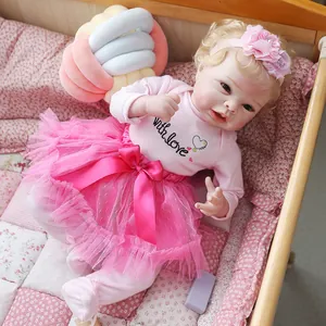 55cm Realistic Reborn Baby Doll Silicone Limbs Cotton Body Soft Lifelike Pink Newborn Doll With Clothes Bottle For Kids