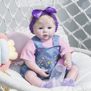 Poupée Bébé Reborn Réaliste Avec Membres En Silicone Souple Et Corps En Coton Tenue Avec Broderie Florale Cheveux Enracinés À La Main Jouet