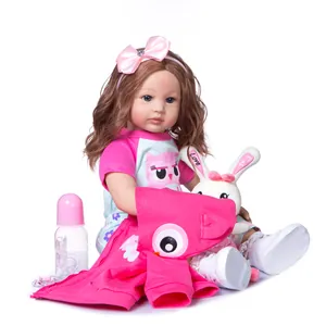 Poupée Bébé Reborn Réaliste en Silicone Cheveux Longs Bouclés Bruns Jouet Avec Tenue Hibou Rose Veste à Capuche