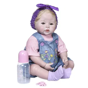 Poupée bébé reborn réaliste 50cm en salopette denim avec biberon et ensemble tétine