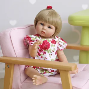 Poupée Reborn Réaliste en Silicone Entièrement Lavable Forme de Bébé Fille Avec Robe Fleurie Rose Biberon et Sucette