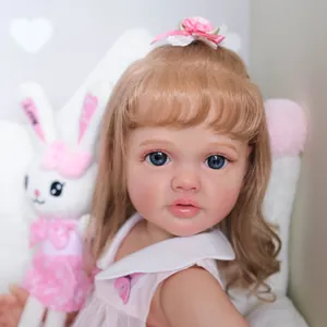 Bambola Reborn Betty con capelli biondi, occhi blu e vestito di tulle rosa per bimbi