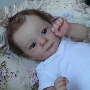 Poupée bébé Reborn Felicia 19 pouces réaliste en body blanc avec yeux bleus et cheveux bruns