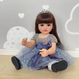 Lebensechte 55cm Reborn Puppe mit braunem Haar, Diadem und glitzerndem Sternen-Tüllkleid