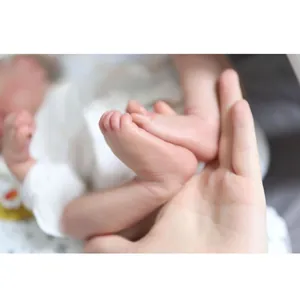 Poupée Reborn Levi 19 pouces réaliste avec texture de peau 3D et plis de nouveau-né