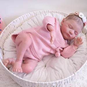 Bambola Reborn Realistica da 19 Pollici Arti in Silicone Corpo in Cotone Neonato che Dorme con Completo in Maglia Rosa