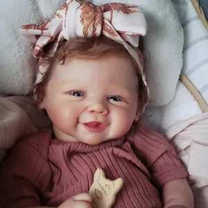 Poupée Reborn Baby 19 Pouces Simulation Nouveau-Né Silicone Souple Corps en Tissu Poupée Souriante Avec Vêtements Roses