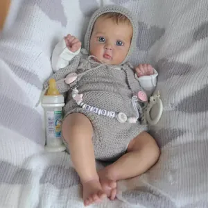Poupée reborn Jocy 19 pouces réaliste avec texture de peau 3D et tenue en tricot
