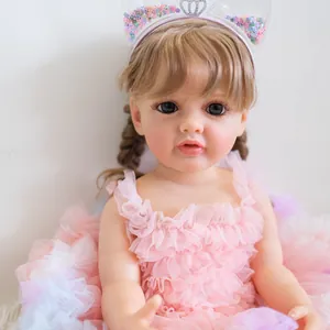 55cm lebensechte Reborn Babypuppe in rosa Rüschenkleid mit Pailletten Katzenohr-Stirnband