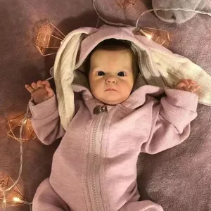 Poupée Bébé Reborn Réaliste de 18 Pouces en Vinyle de Silicone Souple Nouveau-né Avec Combinaison Lapin Rose et Peluche Éléphant pour Enfants