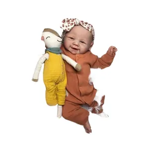 19-inch lifelike reborn baby doll Vivienne with 3D skin and realistic newborn details