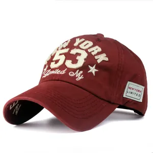 Cappellino da baseball classico in cotone bordeaux con ricamo vintage New York 53