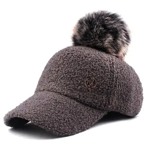 Women Winter Warm Sherpa Fleece Baseball Cap Fashion Teddy Fleece Hat With Faux Fur Pom Pom Metal Letter Logo Sun Hat
