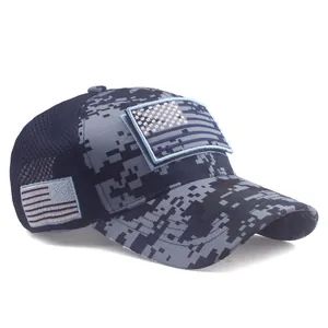 Berretto da baseball mimetico con patch bandiera USA e pannelli in rete blu scuro