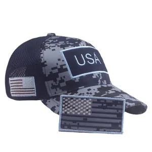 Cappellino mimetico digitale con toppe USA e retro in mesh traspirante regolabile