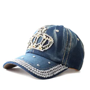 Vintage Denim Baseballkappe für Damen mit Strass-Krone und Perlenverzierungen
