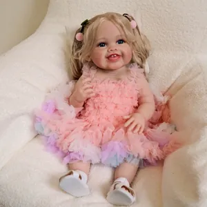 Lebensechte 55cm Reborn Baby Puppe Devi im rosa Spitzenkleid mit blonden Locken