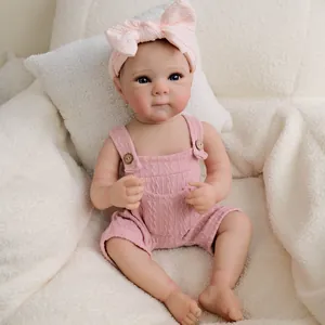 Poupée bébé reborn réaliste de 19 pouces avec salopette en tricot rose et bandeau
