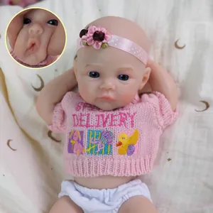 12-Zoll lebensechte Babypuppe im rosa Strickpullover mit realistischer Silikon-Textur