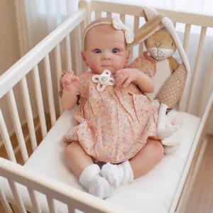 Poupée réaliste Reborn Bettie 18 pouces en robe à fleurs roses avec bandeau