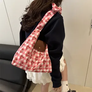 Floral plaid tote bag for women with brown leather flap and golden magnetic buckle