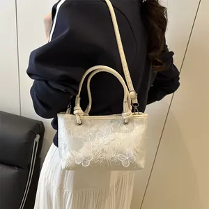 New Chinese style butterfly embroidery white lace bucket bag with a top handle and strap
