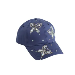 Berretto da baseball blu scuro con motivi a farfalla in strass scintillanti