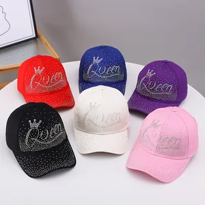 Berretto da Baseball con Strass da Donna in Cotone con Lettera Queen e Corona Scintillante Tesa Curva Regolabile Moda All'aperto Cappello da Sole