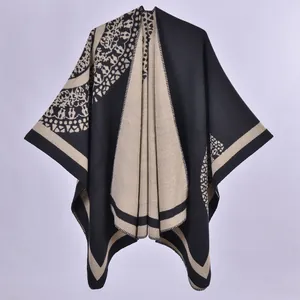 Thickened double-sided warm knitted poncho shawl with vintage jacquard floral patterns