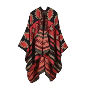 Poncho en tricot géométrique épais rouge et noir avec un motif ethnique élégant