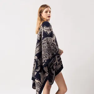 Scialle pashmina da donna con motivi paisley blu e design floreale bohémien