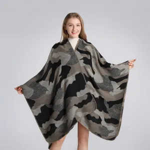 Châle poncho en maille à motif camouflage pour femme pour l'automne et l'hiver