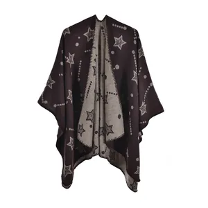 Women's jacquard cape with star patterns and reversible knit poncho design