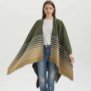Châle Tricoté Rayé pour Femmes Poncho Cape Avec Glands Doux Chaud Écharpe d'Hiver Cardigan Pour Usage Quotidien