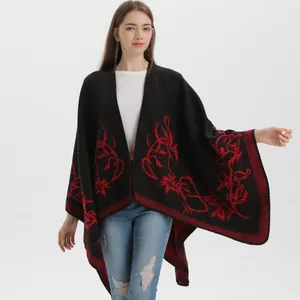 Mantella in finta cachemire da donna con ricami floreali rossi per autunno inverno