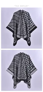 Detaillierte Nahaufnahme der Textur und des Musters dieses Hahnentritt-Ponchos
