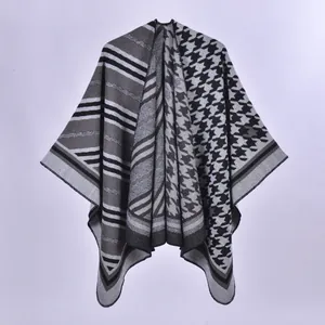 Damen Vintage Houndstooth Cape mit Jacquard-Muster und schwarz-grauem Patchwork-Design