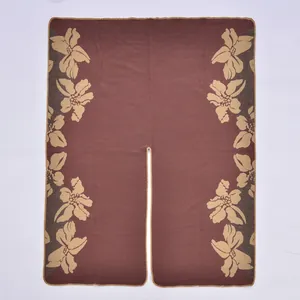 Cape poncho épaisse style cachemire à fleurs avec fente frontale en marron foncé