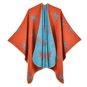 Scialle in maglia con motivo a foglie di ginkgo poncho reversibile arancio e blu