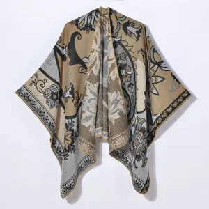 Cape poncho bohème à fleurs en jacquard kaki et gris pour la mode automne hiver femme