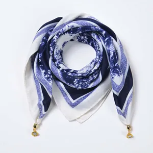 Women Elegant Square Scarf Magnetic Buckle Vintage Floral Printed Polyester Satin Neck Scarf Versatile Fashion Accessories