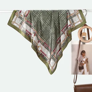 Women Fashion Satin Square Scarf Houndstooth Chain Print Elegant Decorative Neck Head Scarf For Office Daily Wear Accessory