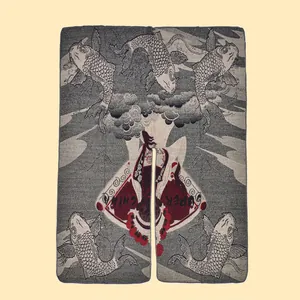 Detail van gebreide textuur met traditionele koi-vissen en patronen van Peking-operamaskers