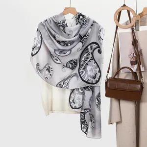 Women Vintage Paisley Print Scarf Shawl Lightweight Gauze Sun Protection Beach Wrap For Spring Summer Fashion Accessory