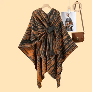 Women's Vintage Bohemian Poncho Shawl Warm Cashmere Like Knit Wrap Buckle Irregular Hem Travel Photography Outerwear