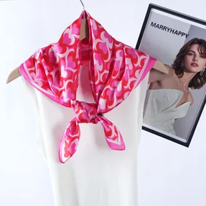 Carré de Soie en Satin pour Femmes Motif Cœur Romantique Floral Paisley Imprimé Foulard de Cou pour Bureau Rendez-vous Fête