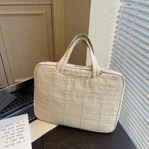 Women Quilted Fabric Laptop Bag Padded Tablet Sleeve Office Commute Handbag Zipper Closure Fashion Solid Color Briefcase