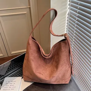 Women Large Capacity Suede Tote Bag Minimalist Urban Shoulder Satchel Retro Suede Fabric Slouchy Hobo Bag For Daily Commuting