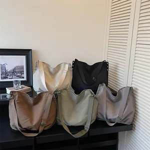 Minimalistische grote canvas hobo-tassen voor dames in vijf chique kleuren met riemen